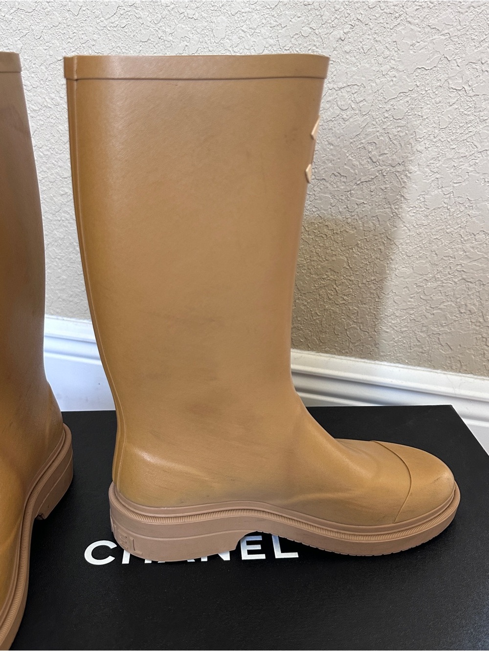 CHANEL Tan Boots with Cream CC Logo - Picture 7 of 16